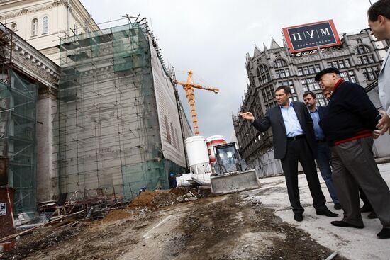Vladimir Resin inspects Bolshoi Theater reconstruction site