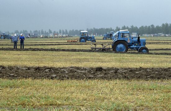 Machine operators