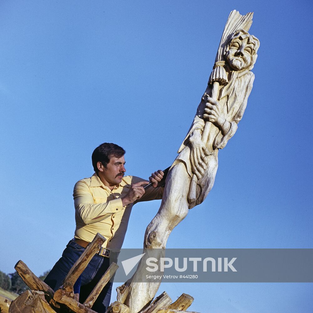 Sculptor Vitas Markyavichus