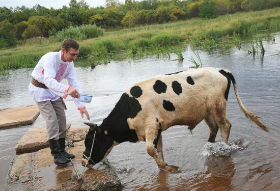 Pagan ritual of Bykoboi in the village of Bolshaya Kocha