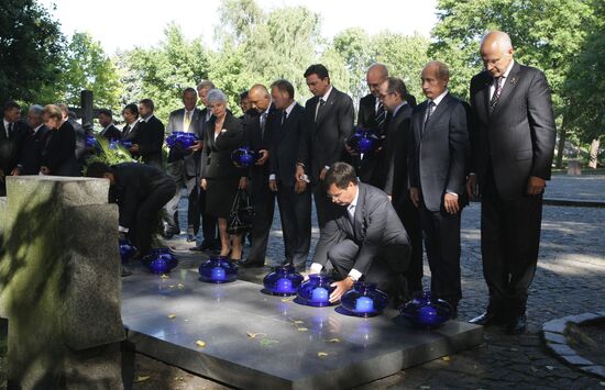 Vladimir Putin pays working visit to Poland