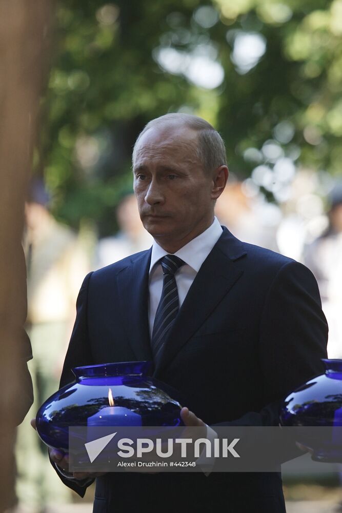 Vladimir Putin pays working visit to Poland