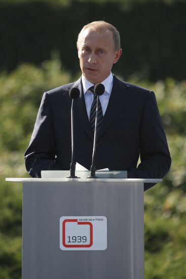 Vladimir Putin pays working visit to Poland