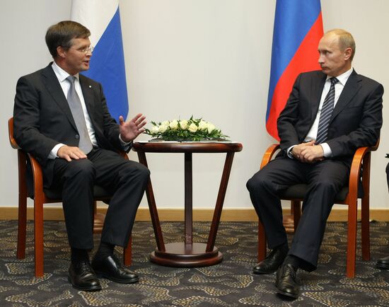 Vladimir Putin pays working visit to Poland