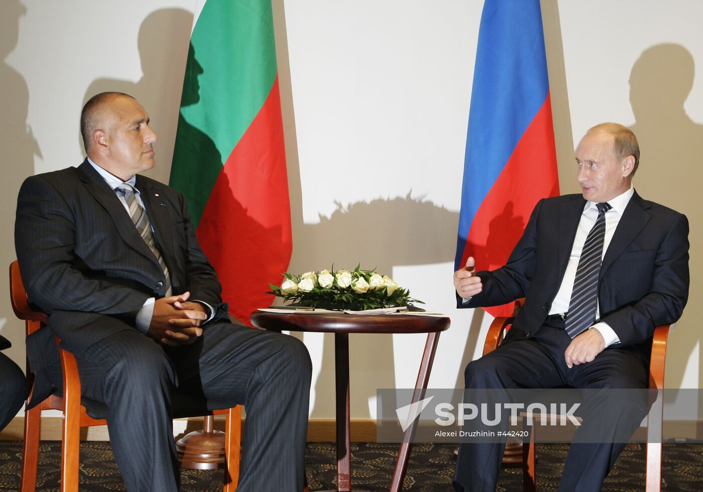 Vladimir Putin pays working visit to Poland