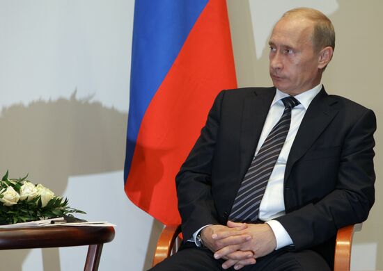 Vladimir Putin pays working visit to Poland