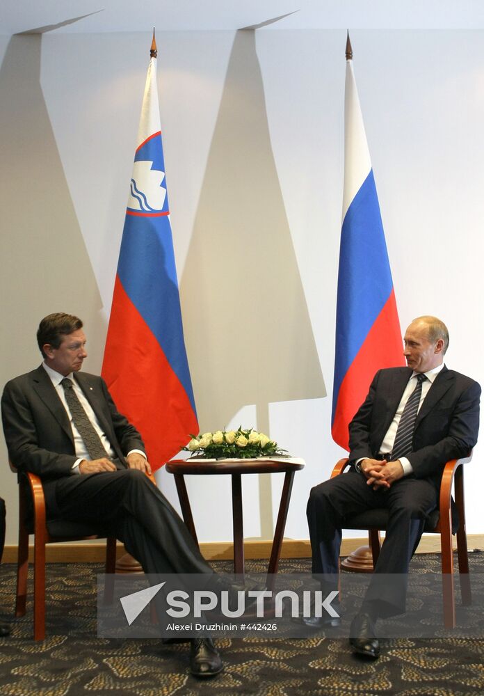 Vladimir Putin pays working visit to Poland