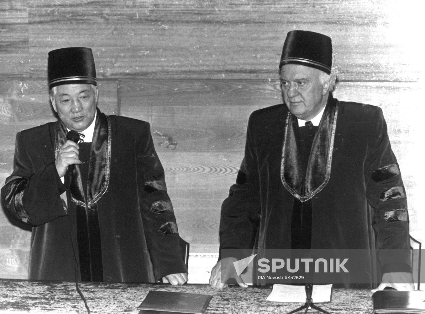 Eduard Shevardnadze and Nursultan Nazarbayev