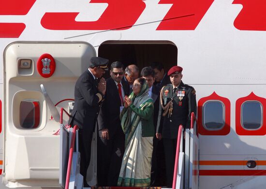 Indian President Pratibha Patil arrives in Russia