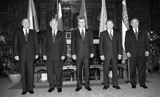 Georgian President Eduard Shevardnadze visits Strasbourg