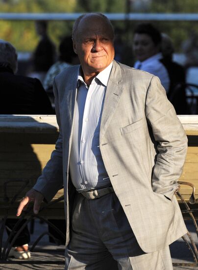 Moscow Believed No Tears But Love movie party