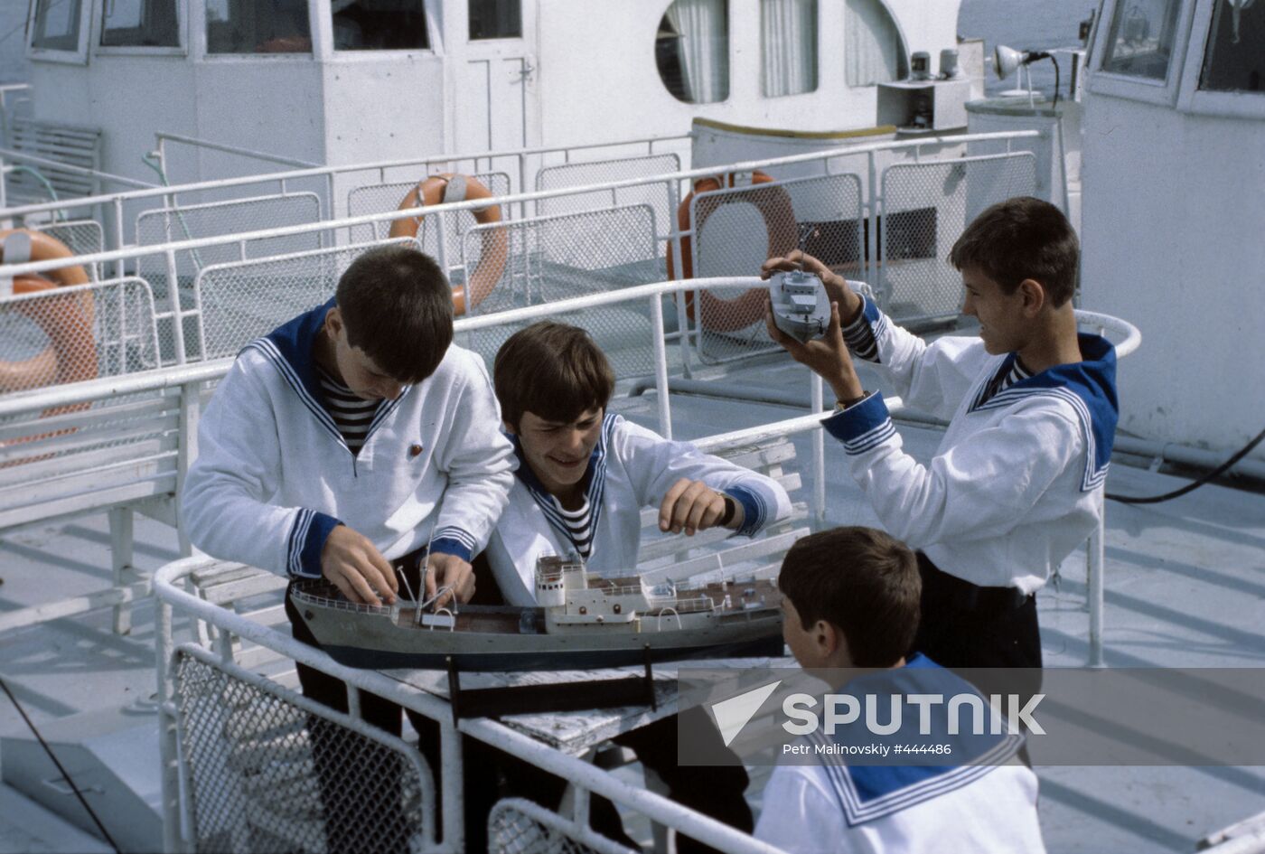 Pupils of children's flotilla