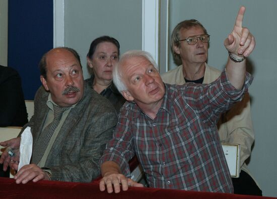 Actors Vladimir Dubrovsky and Vladimir Nosik