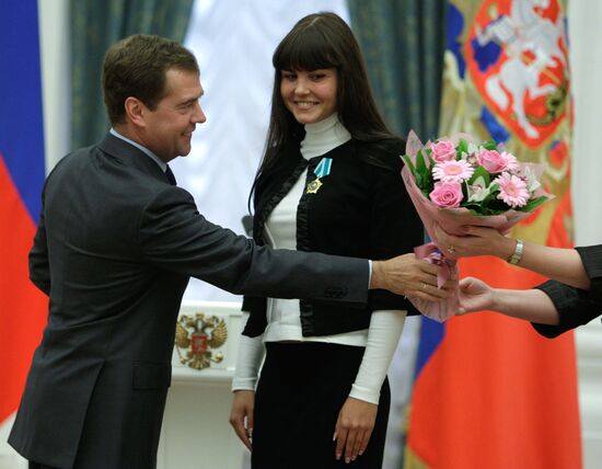 Russian President awards 2008 Olympic Games winners at Kremlin