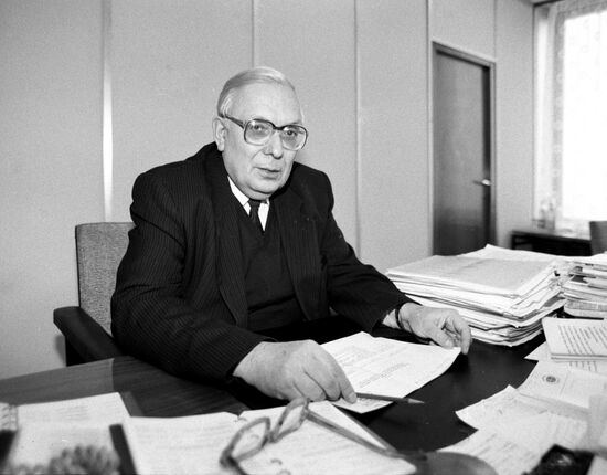 L.V.Krasnov