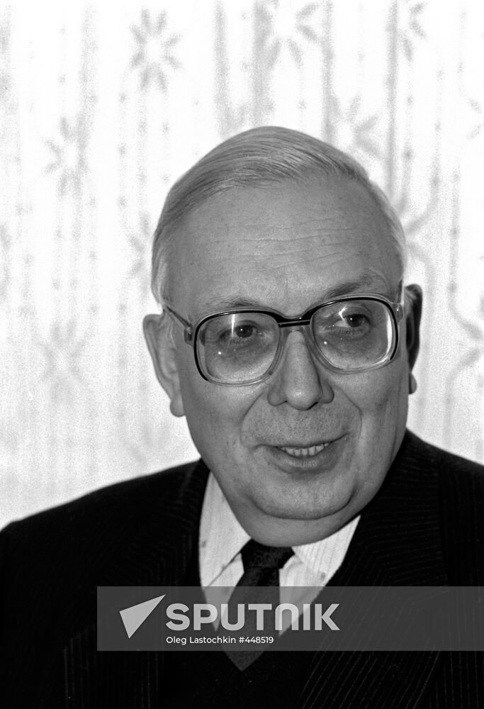 L.V.Krasnov