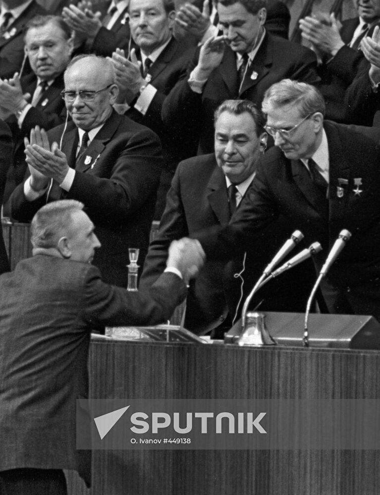 Edward Gierek, Mikhail Suslov, Leonid Brezhnev