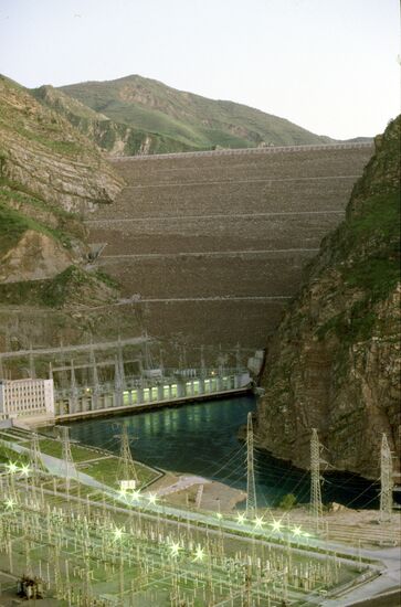 Nurek hydropower plant