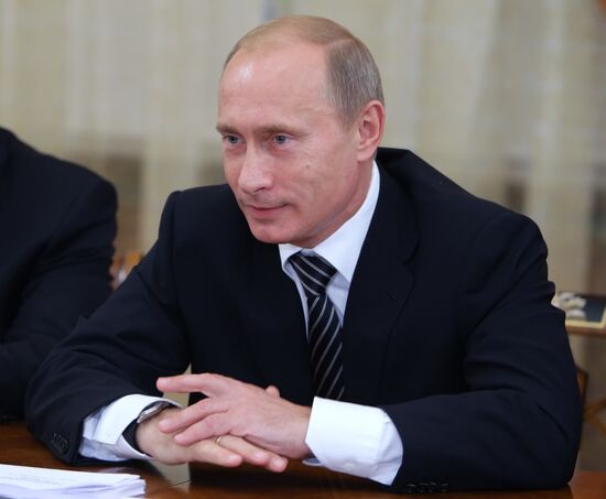 Vladimir Putin attends Russian-Venezuelan talks