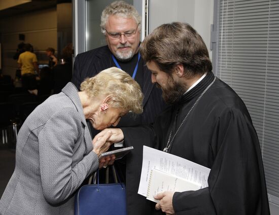 Helene D'Encausse, Sergei Startsev and Archbishop Illarion