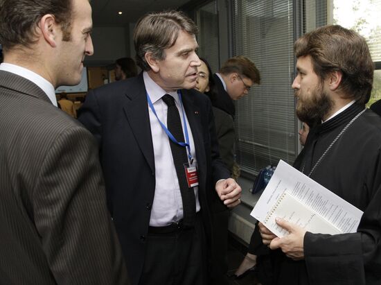 Thoma Gomart, Therry de Montbrial, Archbishop Illarion