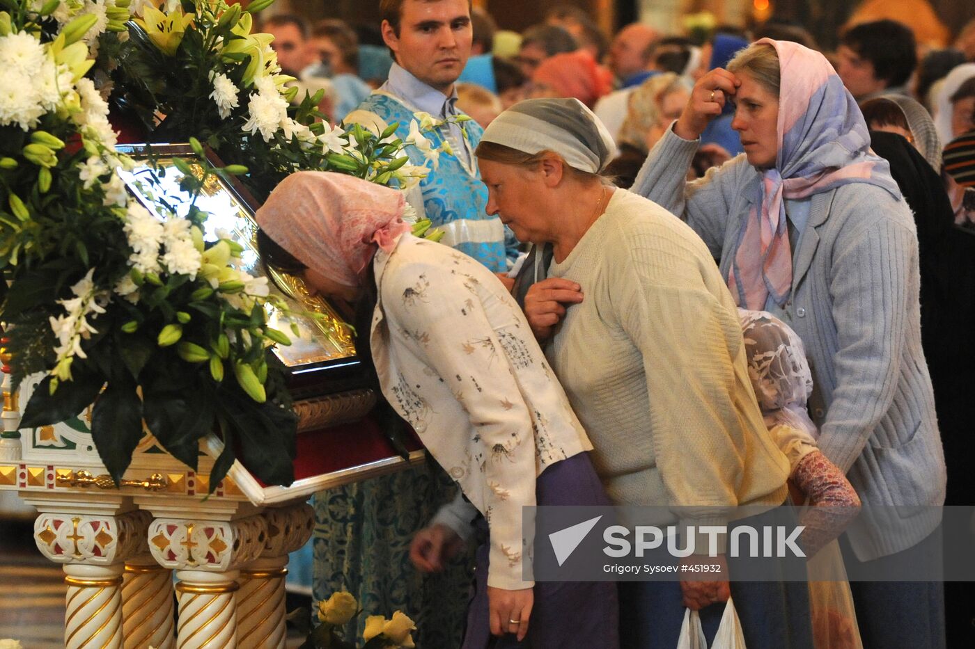 Wonderworking Kursk Root Icon of Our Lady of the Sign in Moscow