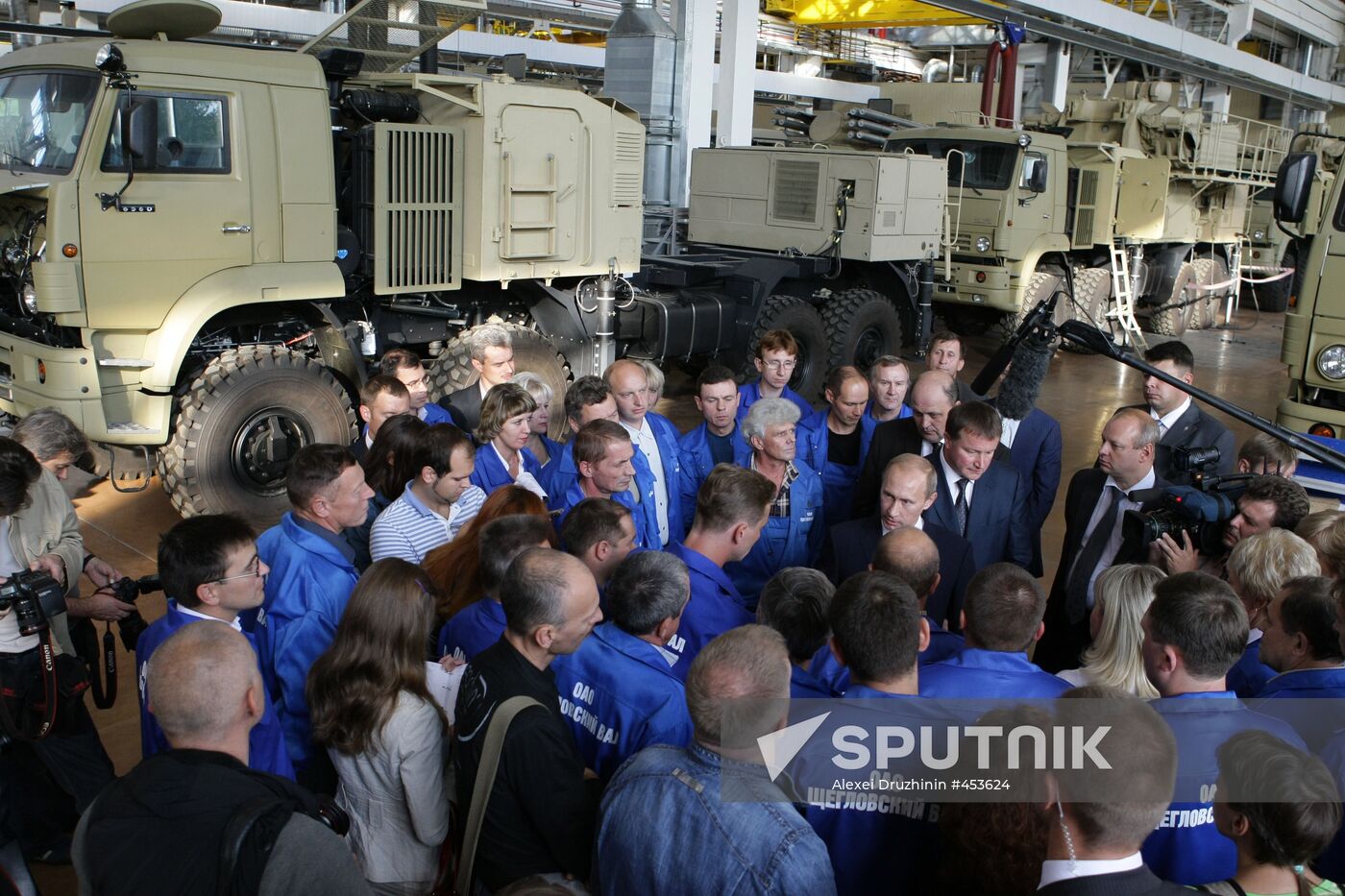 Vladimir Putin visits Tula