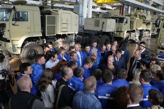 Vladimir Putin visits Tula