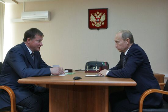 Vladimir Putin meets with Tula governor in Novomoskovsk