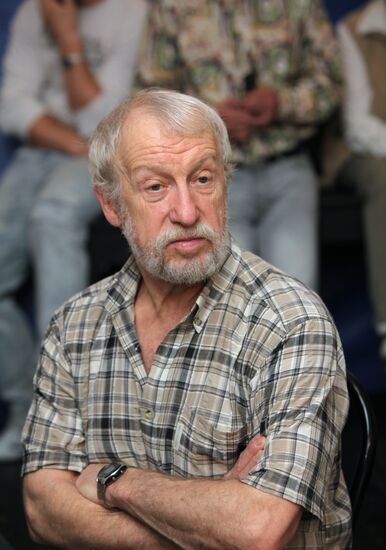 Taganka Theater company's meeting