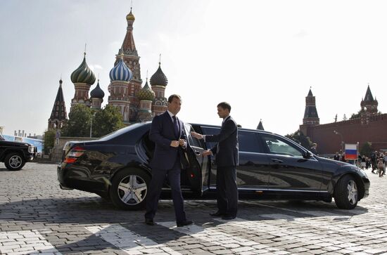 Dmitry Medvedev meets with members of Valdai Discussion Club