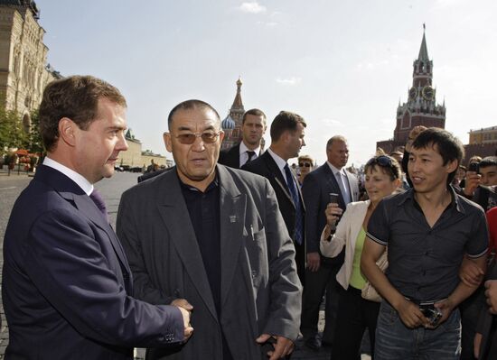 Dmitry Medvedev meets with members of Valdai Discussion Club