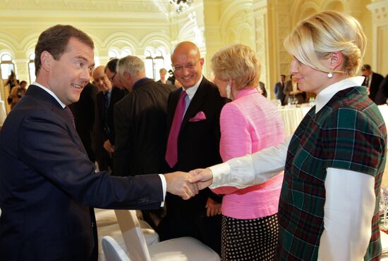 Dmitry Medvedev meets with members of Valdai Discussion Club