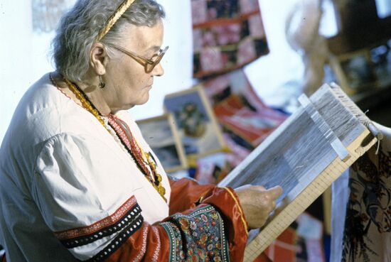 Craftswoman of Anastasia association