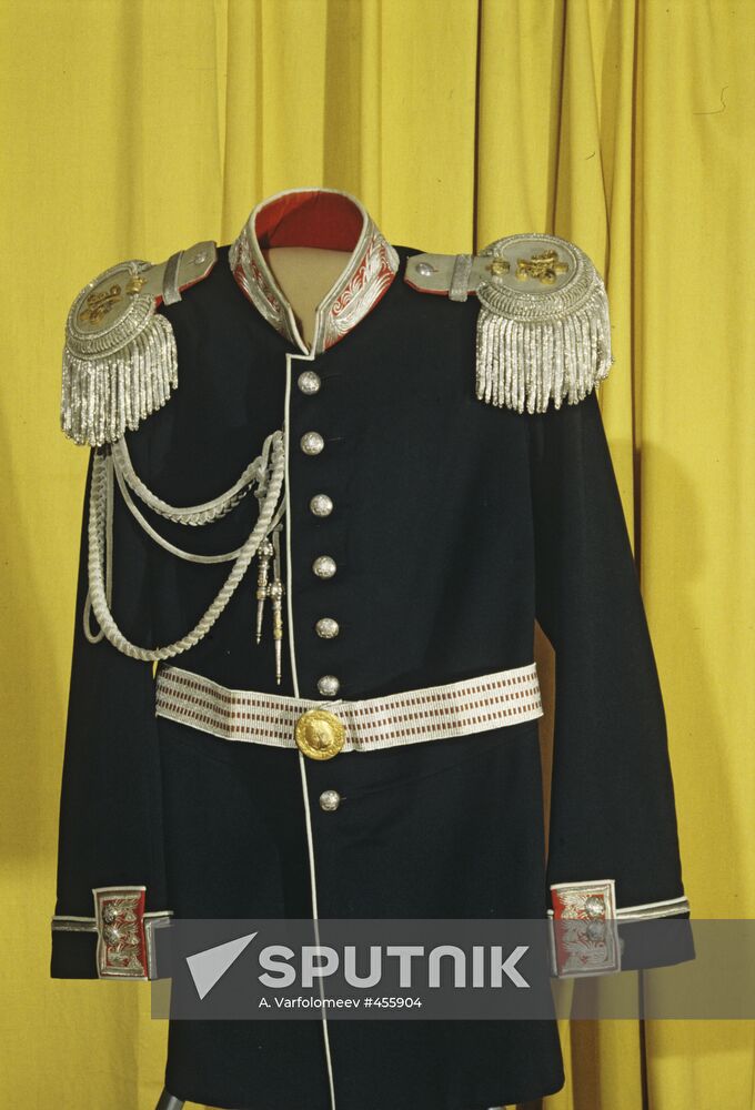 Single-breasted naval jacket with high collar