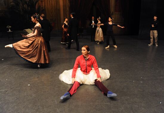 New National Theatre Tokyo ballet company performing in Moscow