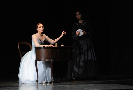 New National Theatre Tokyo ballet company performing in Moscow