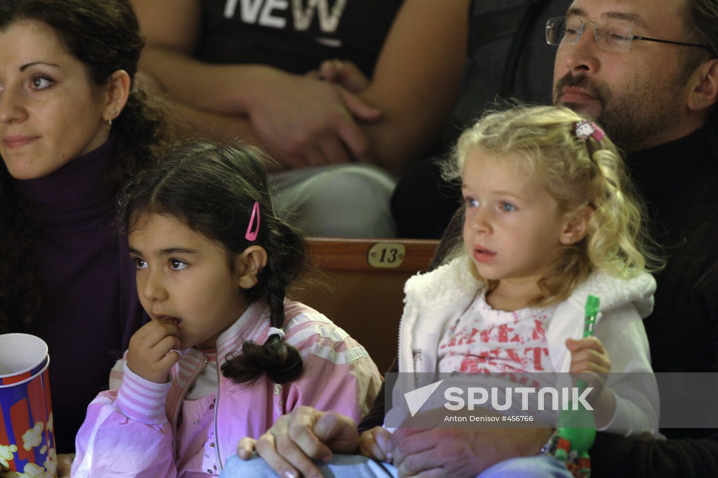 Moscow State Circus on Vernadsky Prospekt presents new show