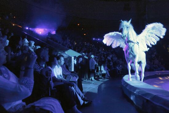 Moscow State Circus on Vernadsky Prospekt presents new show