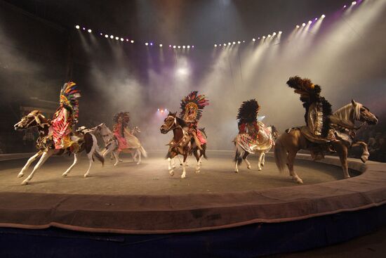 Moscow State Circus on Vernadsky Prospekt presents new show