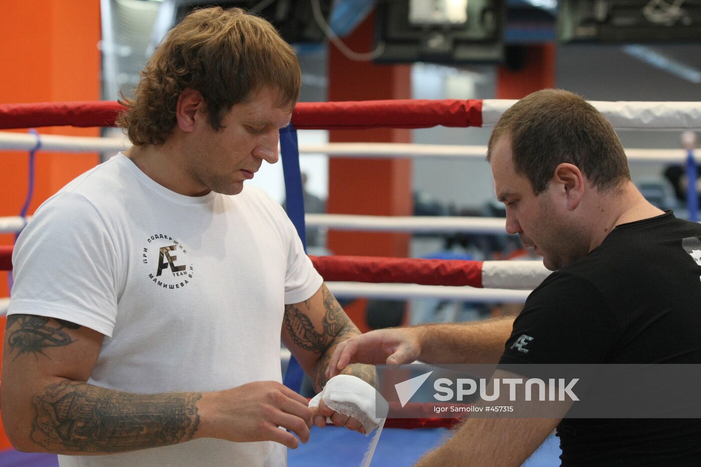 Fyodor Yemelyanenko vs. Valery Brudov sparring