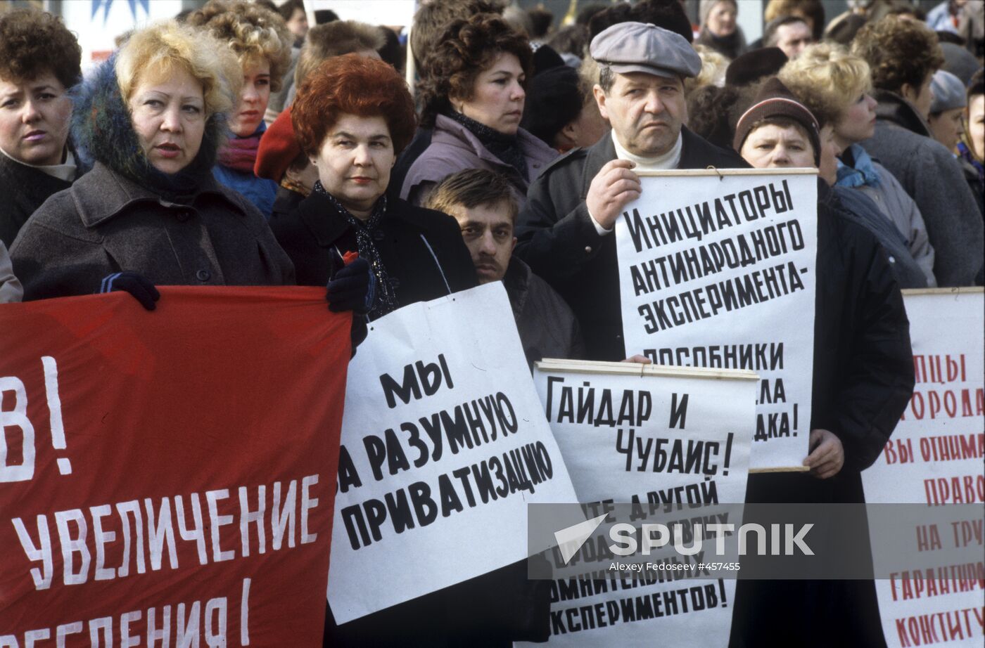 Sales workers at a protest meeting