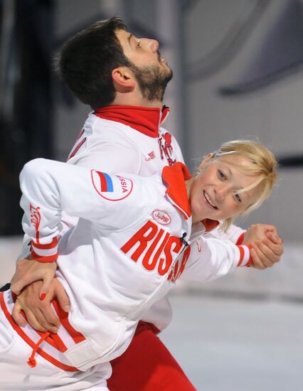 Rehearsals of Lednikovy Period 2009 Figure Skating Show
