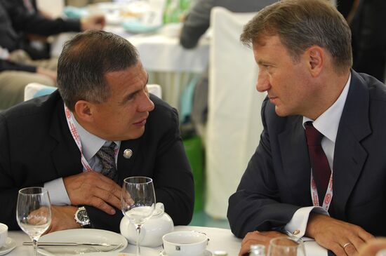 German Gref, Rustam Minnikhanov