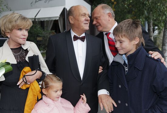 Vladmir Menshov's induction into Star Alley (Walk of Fame)