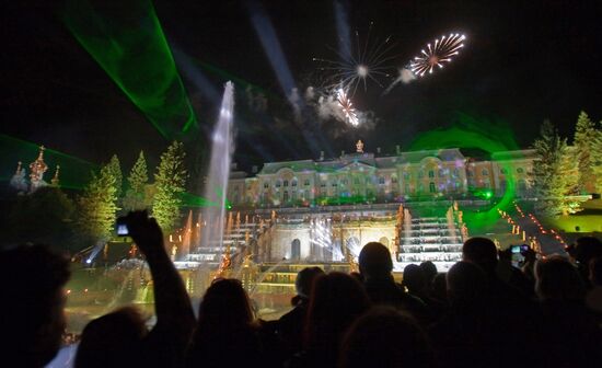 Legend of the Four Elements light and music show, Peterhof