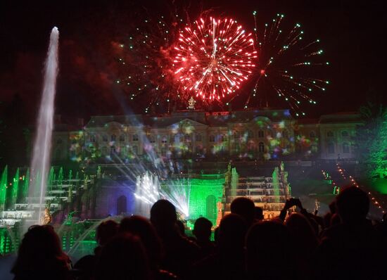 Legend of the Four Elements light and music show, Peterhof