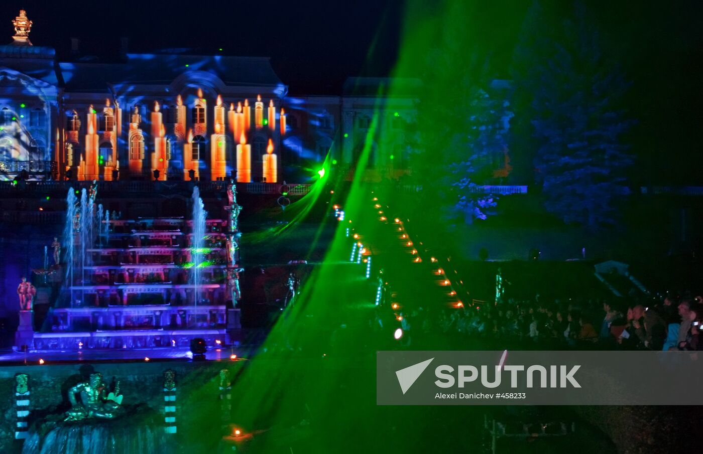Legend of the Four Elements light and music show, Peterhof