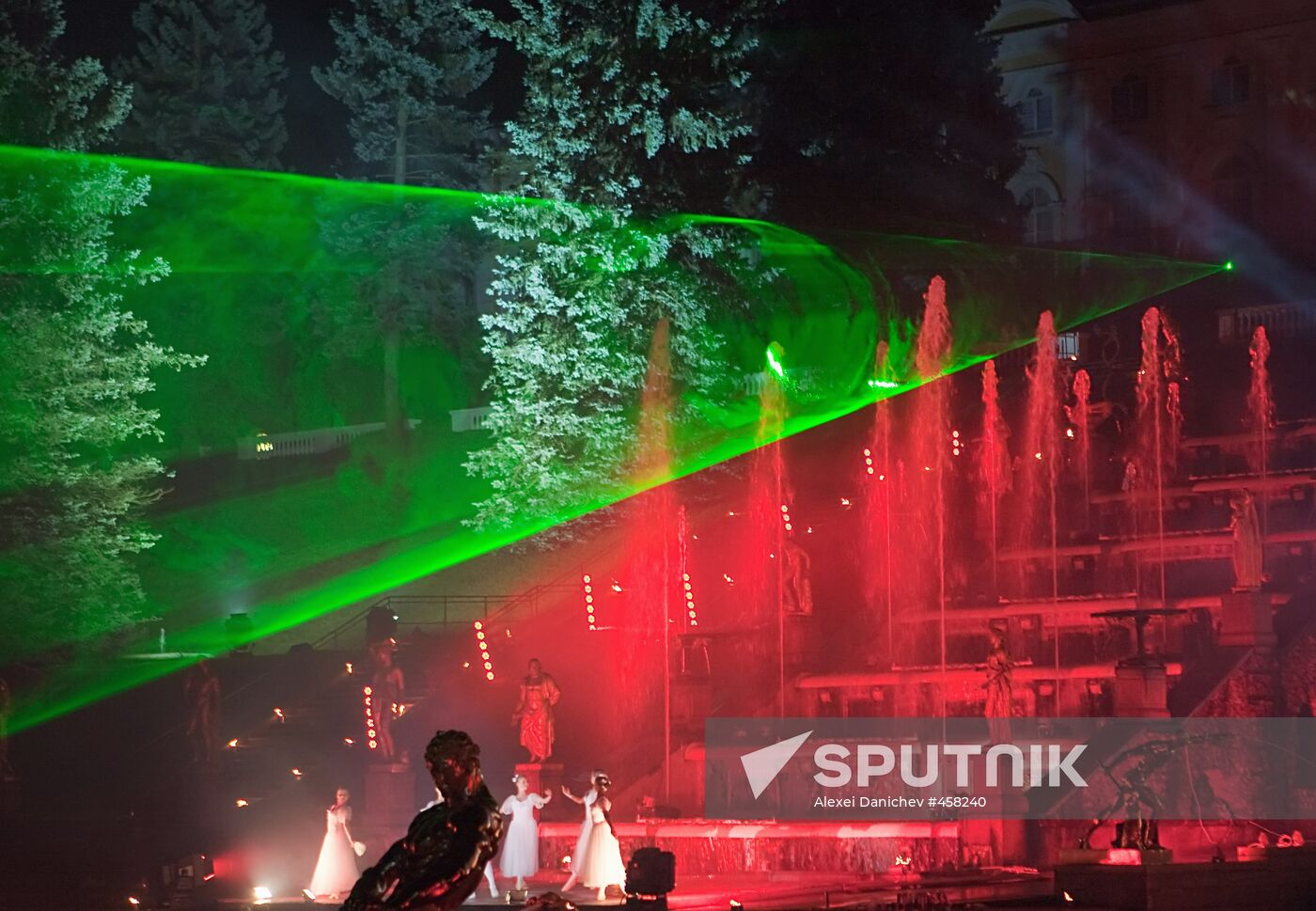 Legend of the Four Elements light and music show, Peterhof