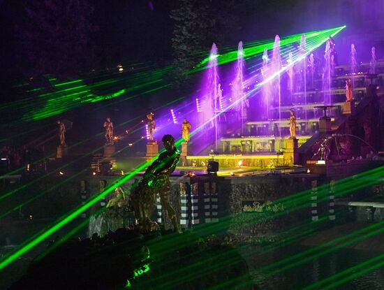 Legend of the Four Elements light and music show, Peterhof